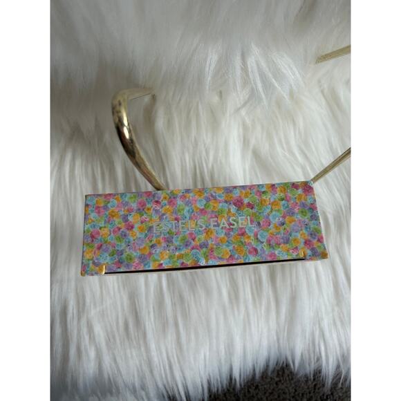 Red Aspen Nail Dashes- Estel's Easel (pastel dotted short, square nails) - Picture 3 of 8